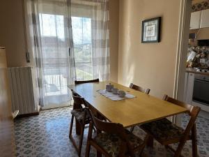 Un passo dal mare, 2 bagni e posto auto - CaMilla