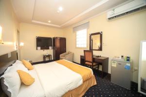 توارن للشقق المخدومة - اقتصادي