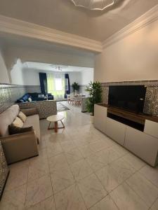 Elegant 3-room refurbished apartment