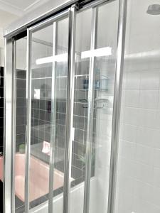 Deluxe Twin Room with Shared Bathroom room in North Ryde Guesthouse