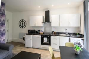 AMETHYST Delightful Suite In Moseley Mews, Birmingham By STAE-Homes