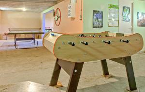 Maisons de vacances Holiday Home In Montsernelle : photos des chambres