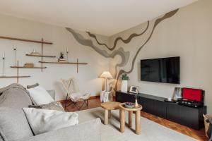 Nicoya - 3 bedrooms and balcony in Eixample Dreta