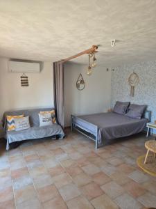 Maisons de vacances Gites Colline De Sollies : photos des chambres