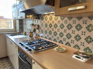 Un passo dal mare, 2 bagni e posto auto - CaMilla