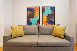 Stylish 2BR flat near hospital & Panormou metro