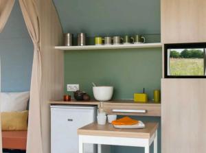 Campings Camping 3 etoiles - Piscine - eehdai : photos des chambres