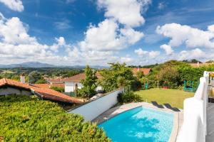 Villas Villa Etxegina - Vue imprenable sur la Rhune : photos des chambres