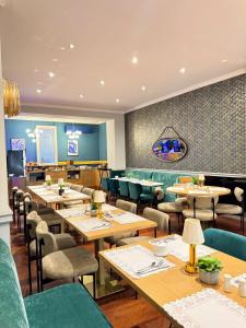 Hotels Hotel Restaurant Christophe Colomb : photos des chambres