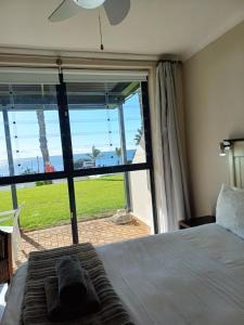 Point Village Accommodation - Santos 11