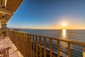 Sunset - Vue exceptionnelle sur locéan