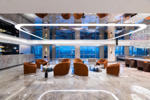 Qingdao Shandong Road Mixc Orange Crystal Hotel - 4hvězdičkové hotely ve městě Čching-tao