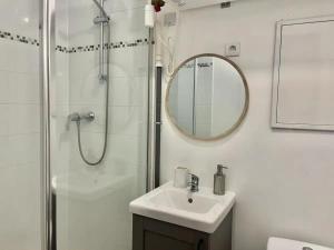 Appartements Tulipe 14 cocon romantique proche centre-ville : photos des chambres