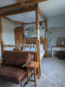Deluxe Double Room with Bath room in Old Hall House
