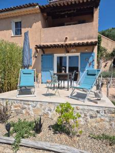 Maisons de vacances Gites Colline De Sollies : photos des chambres