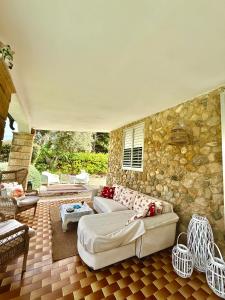Wonderful Villa AnnaStella in Syracuse, Pool, AC, Wi-Fi, Smart TV