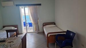 Aldos Apartments-Beachfront Retreat