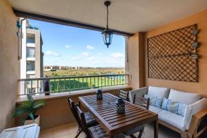 Las Arenas by Ĥ - Playa de los Haraganes HLHA181P193 - 4hvězdičkové hotely ve městě Isla Canela