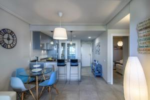 Las Arenas by Ĥ - Playa de los Haraganes HLHA181P193