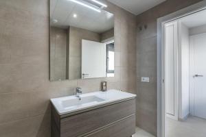 Los Flamencos Atico by H - Playa de los Haraganes HLHF3502P18