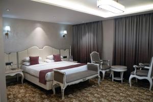 Hotel Holiday Resort