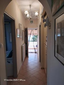 Top floor on villa, 3 from center, by the sea! Host is Efi Kwsta