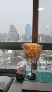 Gangnams panoramic view, modern loft, 10 seconds walk from Eonju Stations station area