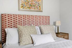 Large Stylish House-2 Parking Spaces-Garden-Fire