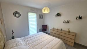 Appartements Royan - APPARTEMENT en rez-de-chaussee amenage avec ELEGANCE - jardin privatif : photos des chambres