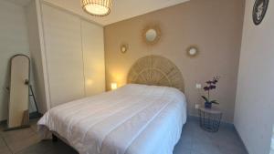 Appartements Royan - APPARTEMENT en rez-de-chaussee amenage avec ELEGANCE - jardin privatif : photos des chambres