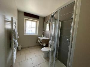 B&B / Chambres d'hotes Auberge du Chasseur : Petite Chambre Lits Jumeaux