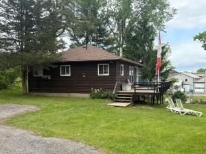 River Front Year Round Cottage