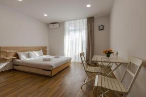 Modern Studio Apartment In The Heart of Batumi