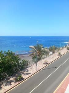 Apartamento 30 m al mar maravillosa vista mar, playa, piscina