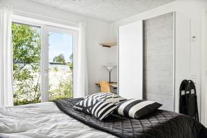 Gather The Family With Ebeltoft Vig As Neighbour