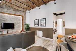 Sabre - 2 bedrooms and office in Gràcia