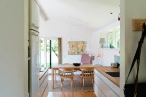 Birdsong In Courtyard And Garden For Kids