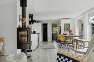 Beautiful Tranquil Home By Fjord Near Copenhagen