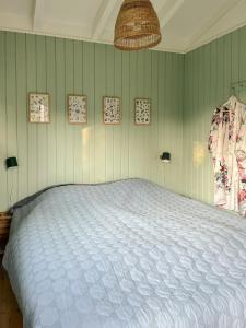 "Pasteldrømmen" At The Beach In Sonnerup