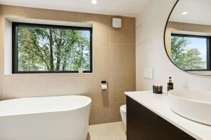 New Cabin By Tyrifjorden For Relaxing Holidays