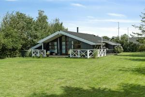 Open Spaces And Cozy Corners In Ristinge