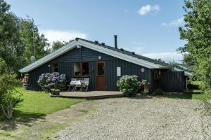 Open Spaces And Cozy Corners In Ristinge
