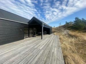 Wooden Holiday Home Close To The Nature