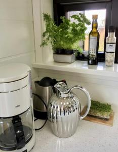 Beach House With Panoramic View At Anslet Beach