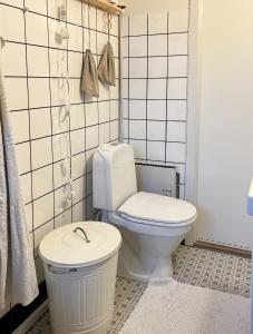 Kreativt Familiehus Nær Blokhus Strand