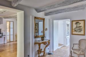 Maisons de vacances Character House In The Heart Of Gordes : photos des chambres