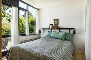 Home By Beach With Panoramic Views