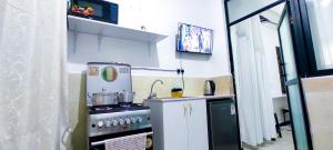 1506 Budget Studio SQ - Gym, Pool, Office Lounge