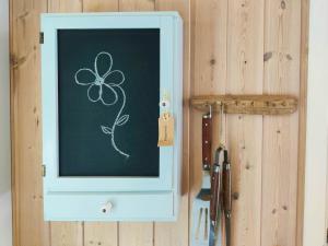 Home Near Beach With Wilderness Bath