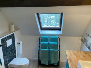 Maisons de vacances Modern Gite In The Heart Of Chateau De Champagnat : photos des chambres